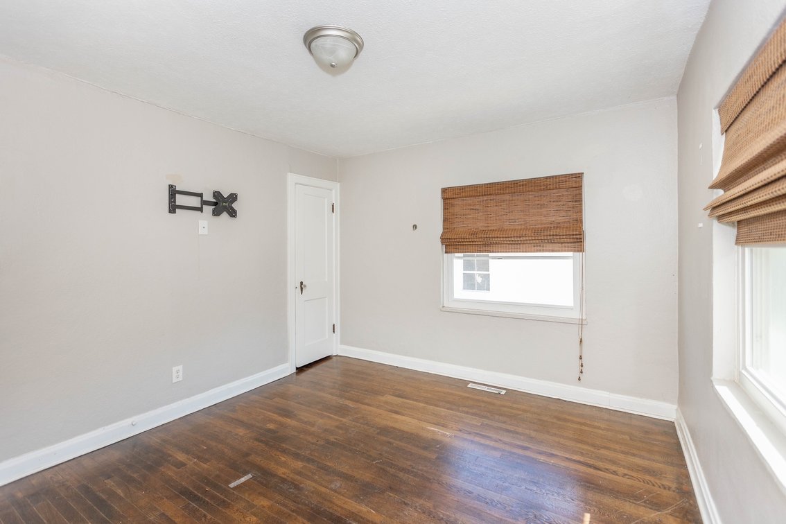 Image for SOLD $77,000 - 2 Bedroom Ranch Home with Full Basement in St. Albans