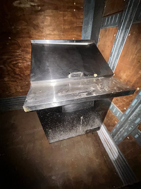 Ice chest