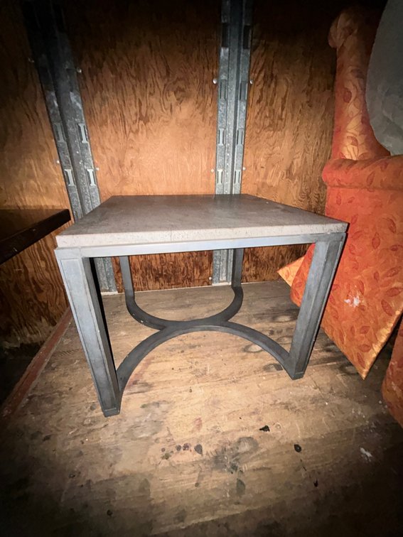 End table