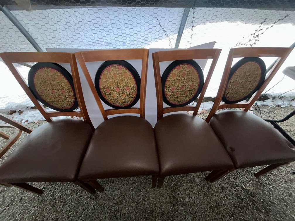 4 Padded chairs
