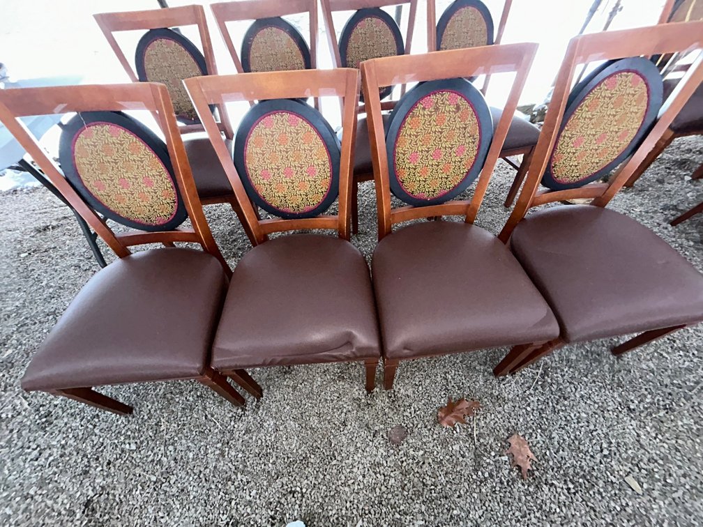 4 Padded chairs