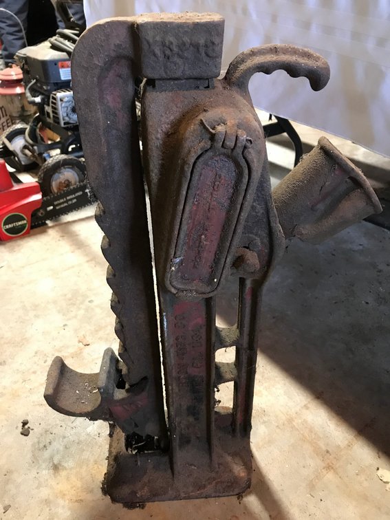 Duff-Norton Mfg. latch-type rail jack