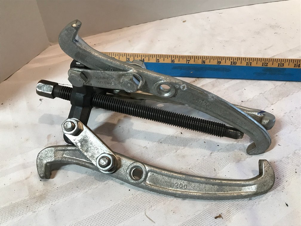 Machinery Hardware brand 3-jaw puller