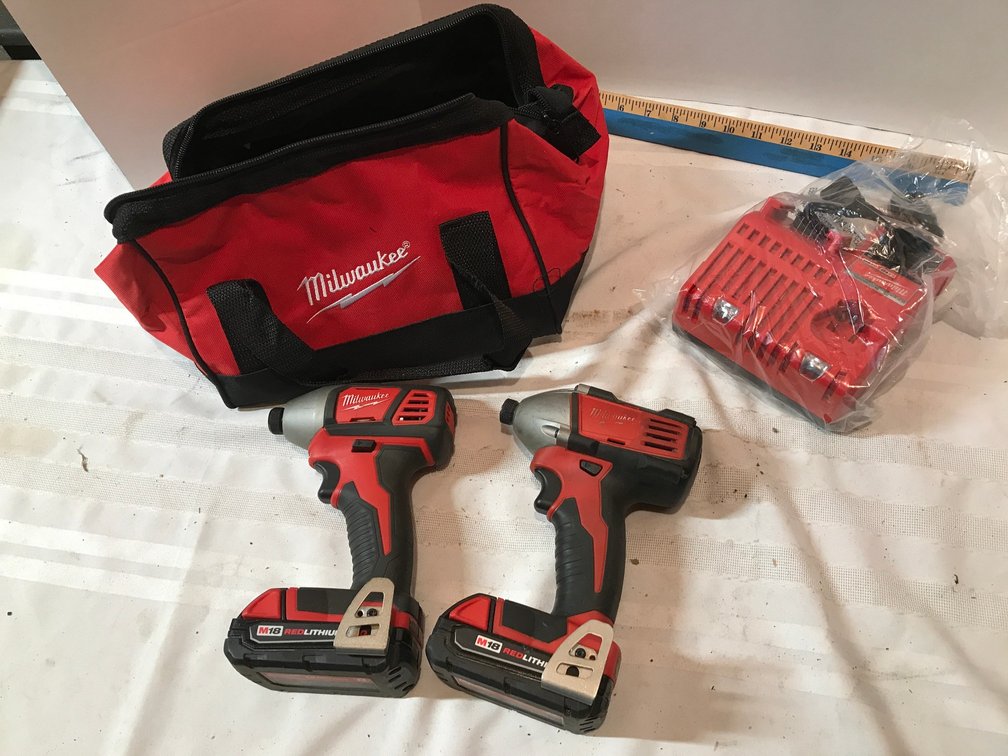 Milwaukee hex impact driver and impact driver with bag, batteries and charger