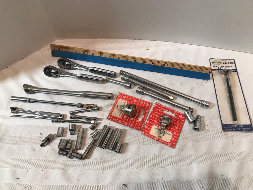 Craftsman ratchets and sockets