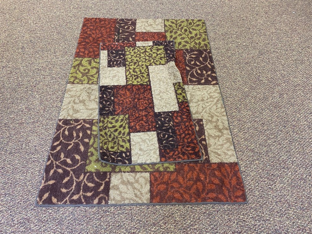2 Rugs