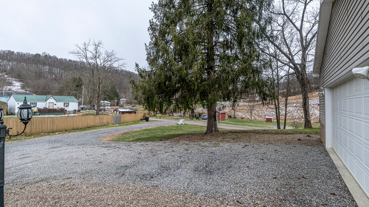 Image for SOLD $240,000 - Move-in Ready 3 Bedroom in Mount Clare