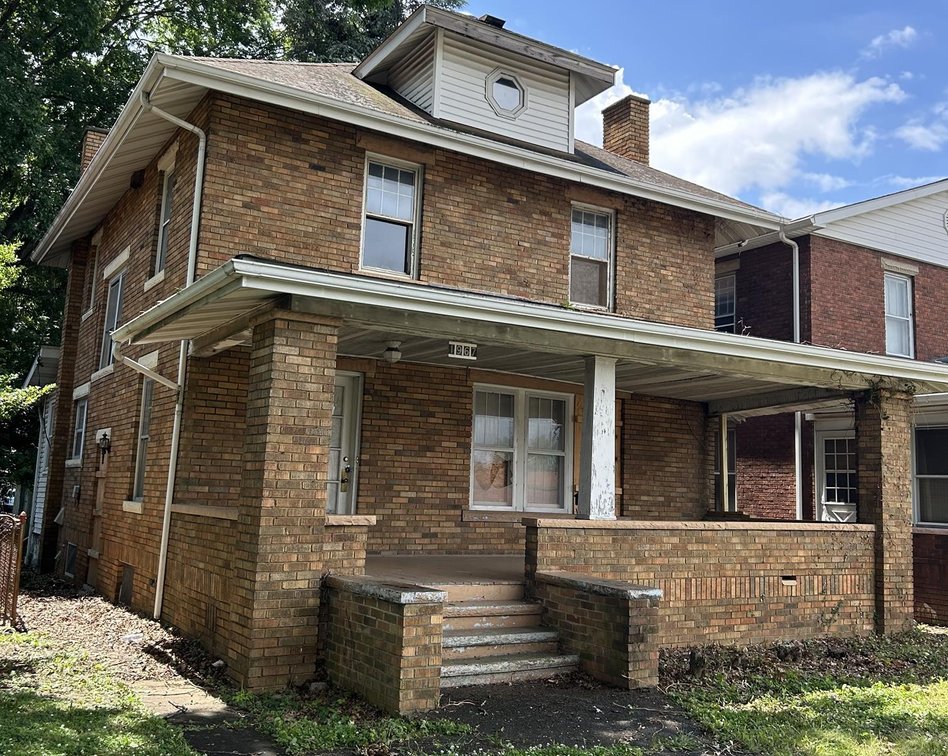 Image for SOLD $50,050 - Brick 3 Bedroom in Huntington Selling to the Highest Bidder