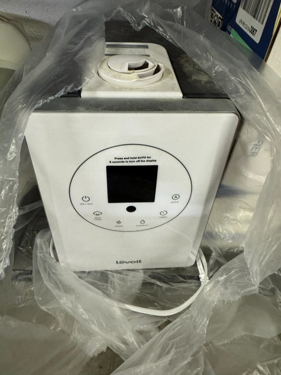 Levolt humidifier
