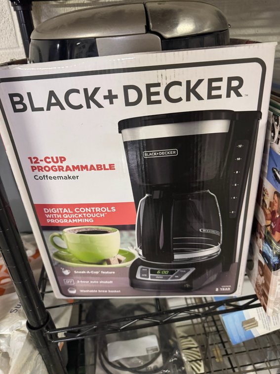 Black & Decker 12 cup programable coffee maker