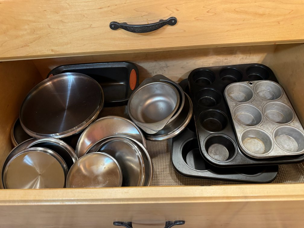 Muffin Tins, Bakeware