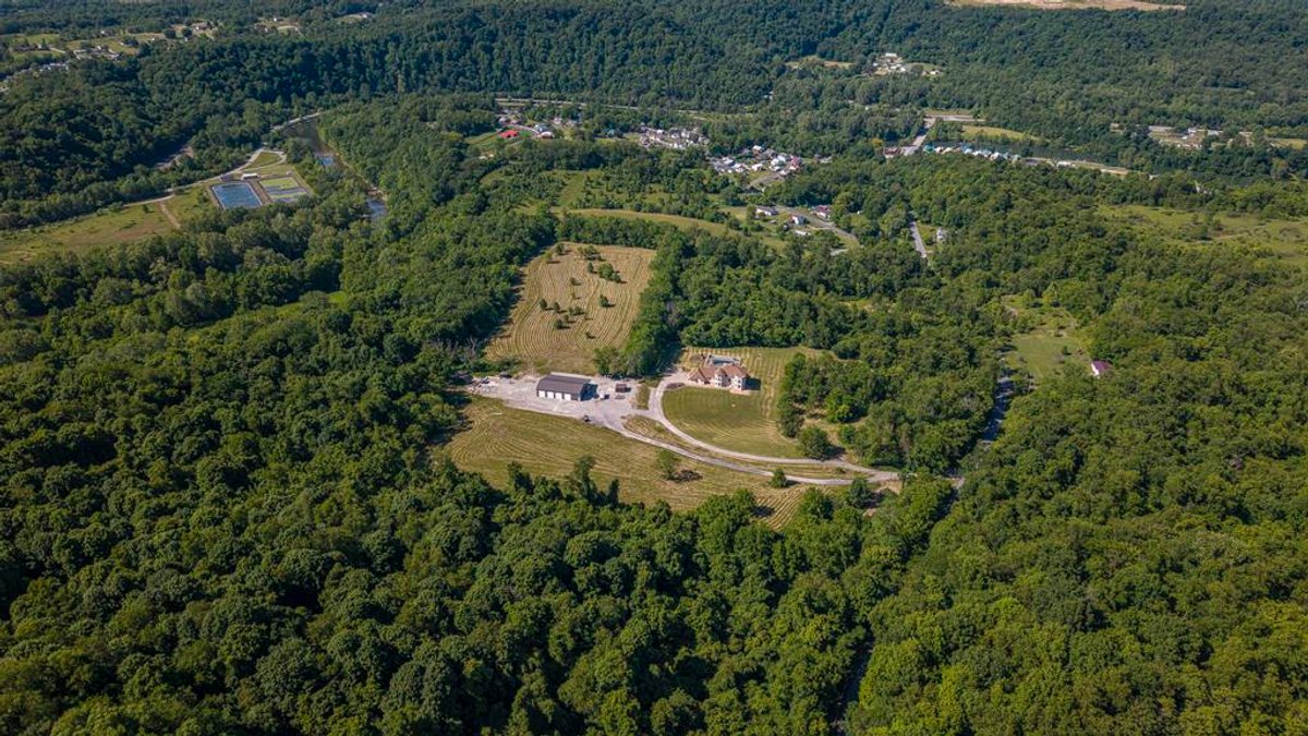 Image for SOLD $726,000 - Luxury 5 Bedroom Estate on 52 Acres with Pool & Heated Workshop in Greene County