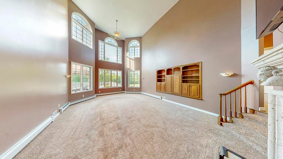 Image for SOLD $726,000 - Luxury 5 Bedroom Estate on 52 Acres with Pool & Heated Workshop in Greene County