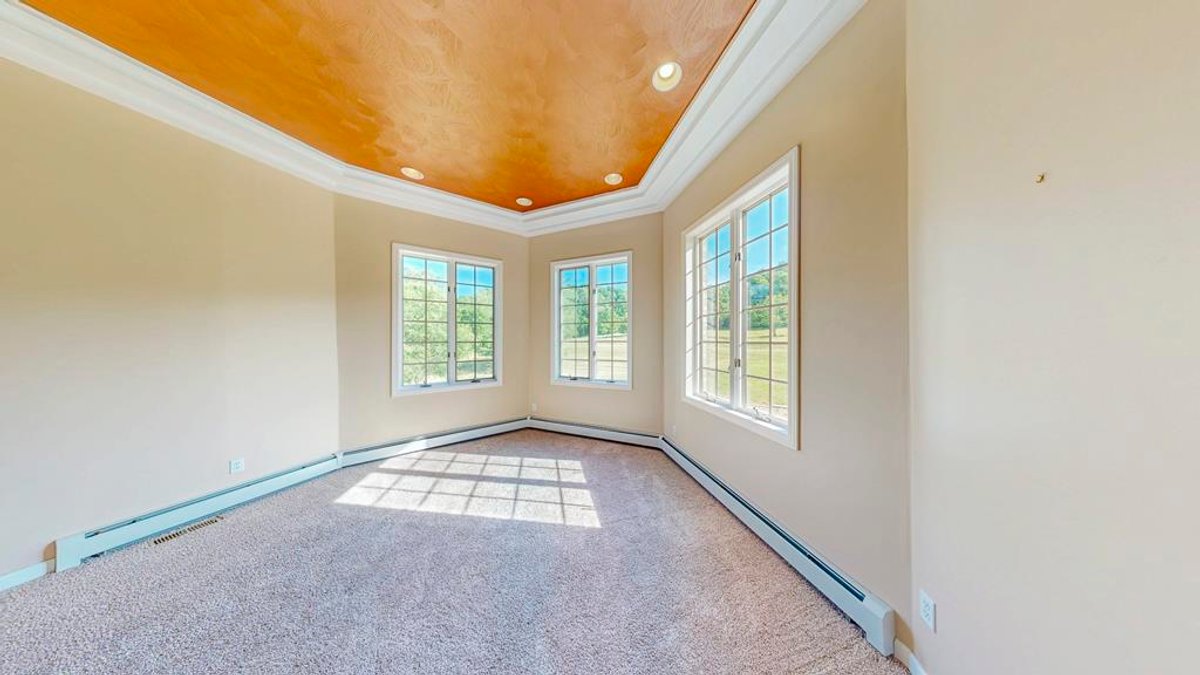 Image for SOLD $726,000 - Luxury 5 Bedroom Estate on 52 Acres with Pool & Heated Workshop in Greene County