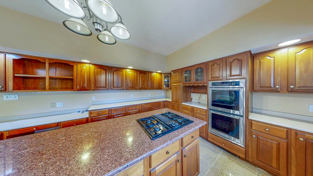 Image for SOLD $726,000 - Luxury 5 Bedroom Estate on 52 Acres with Pool & Heated Workshop in Greene County