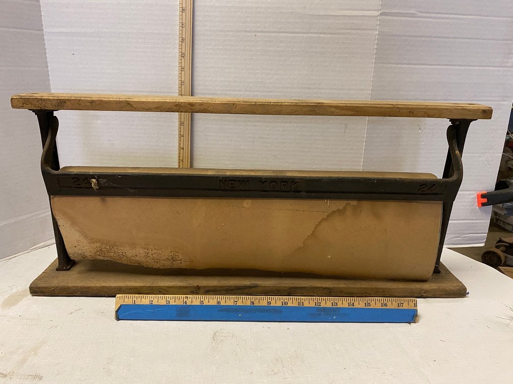 Early Paper Roll Dispenser