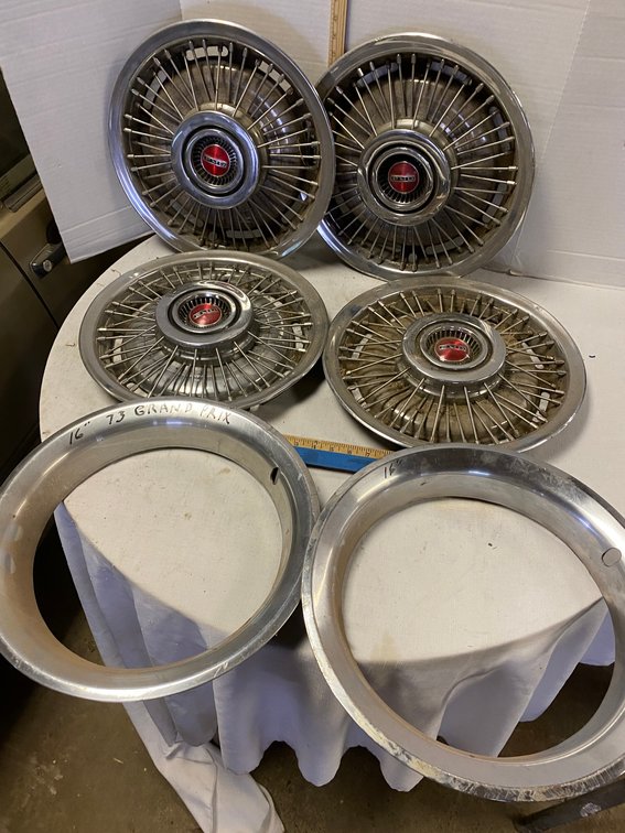 4-Matching Hubcaps