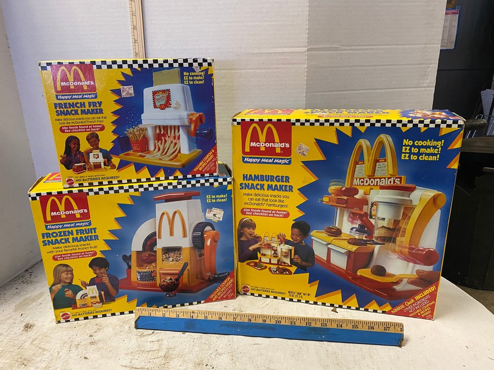 3-McDonald s Happy Meal Magic Sets