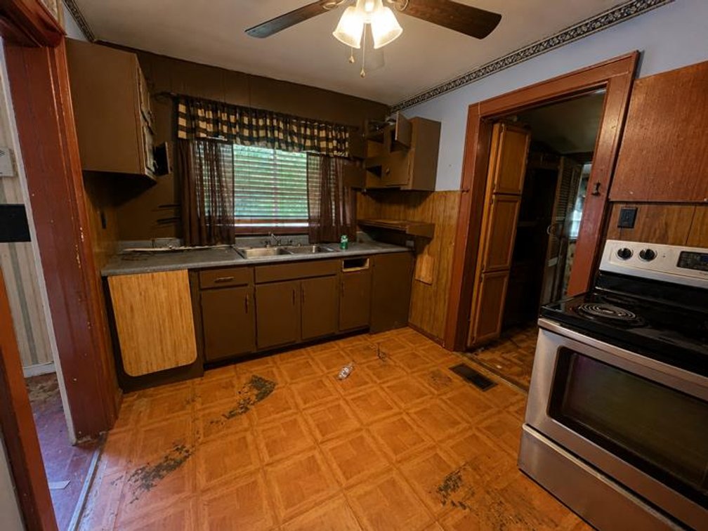 Image for SOLD $22,000 - 3 Bedroom Project Home in Kanawha City
