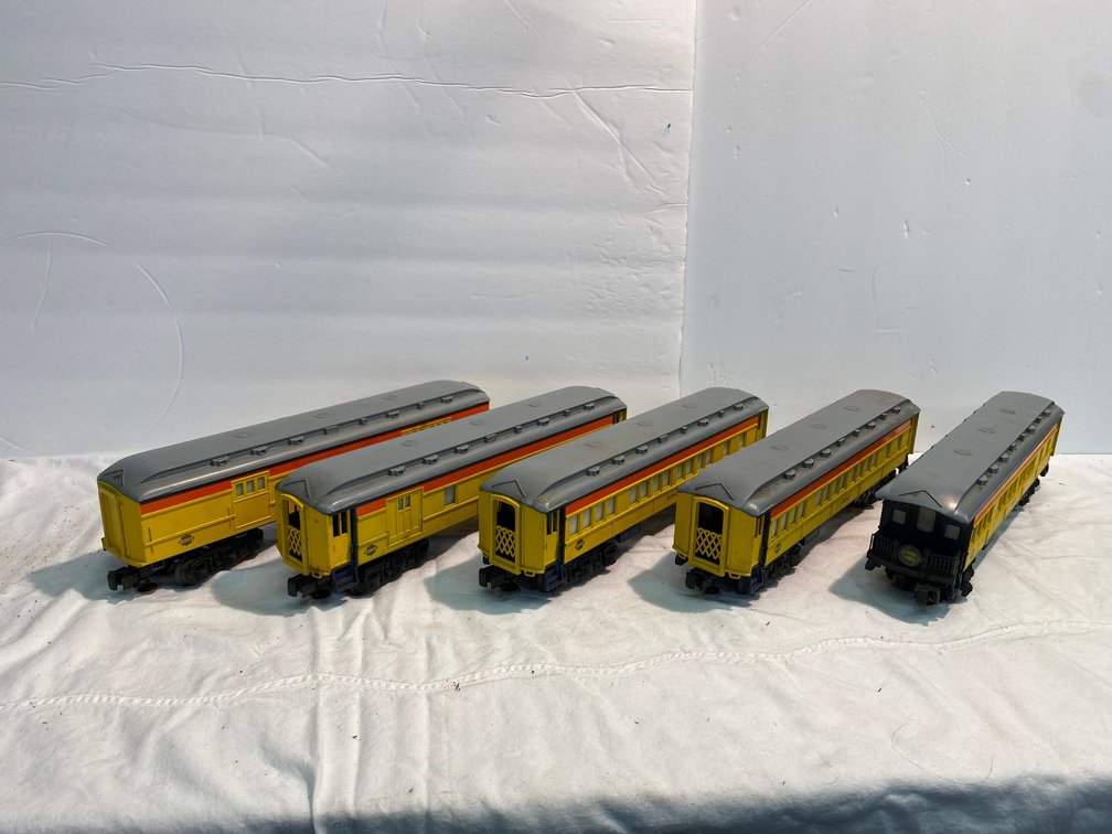 Lionel Chessie System Special 5 Car Set