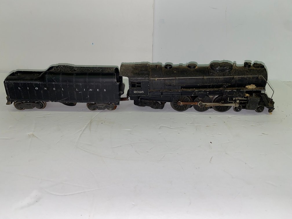 Lionel Steam Engine Die Cast #2046 Lionel Lines Tender