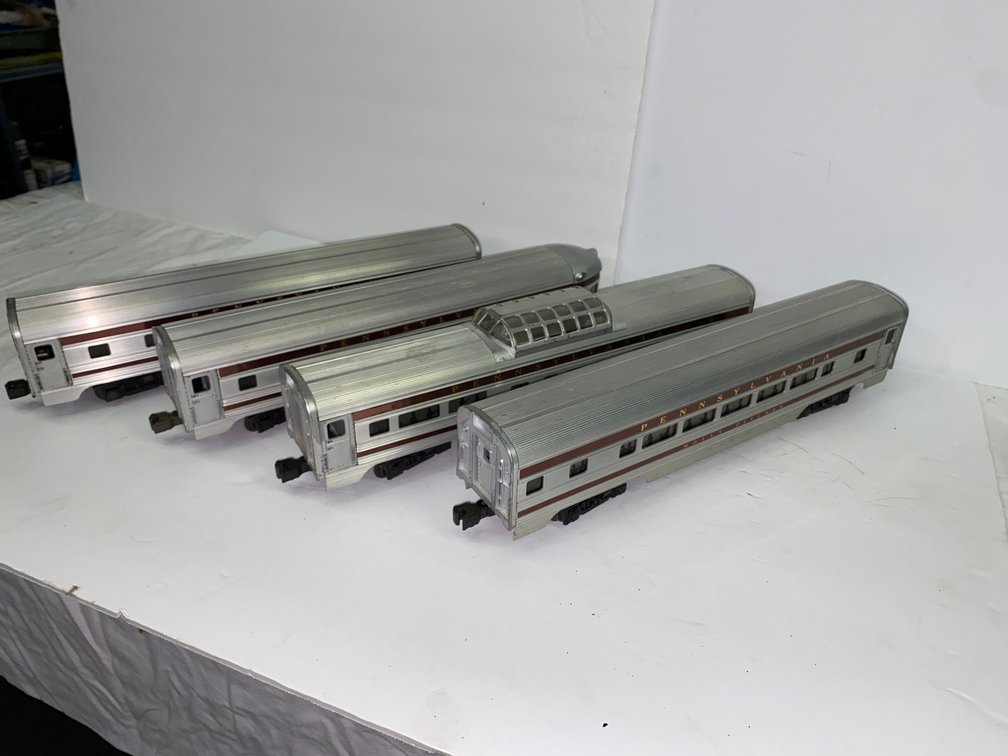 Lionel Pennsylvania Passenger Cars Extrude Aluminum