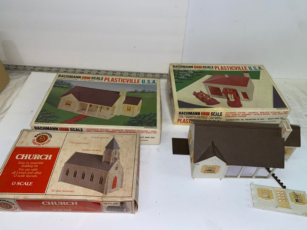 Bachmann Plasticville USA O27-scale building kits