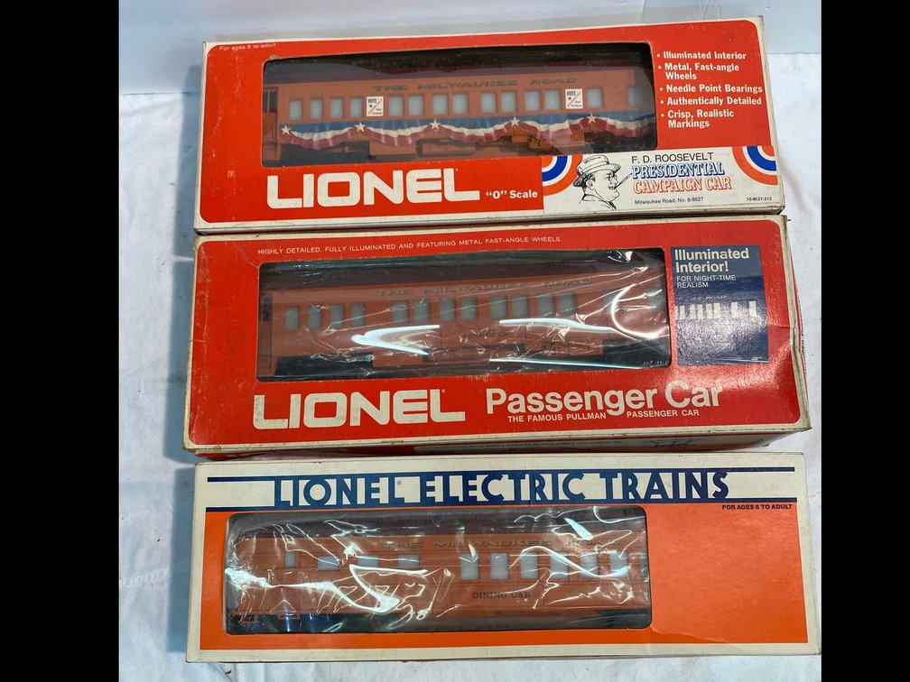 Lionel Passenger Cars