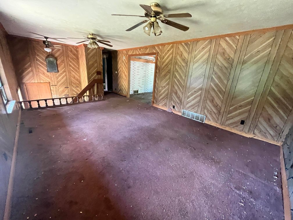 Image for SOLD $63,800 - Renovation Opportunity on 1 Acre in Scott Depot
