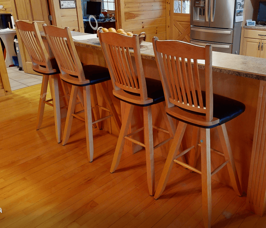 4 Wooden Bar Stools with Cushions