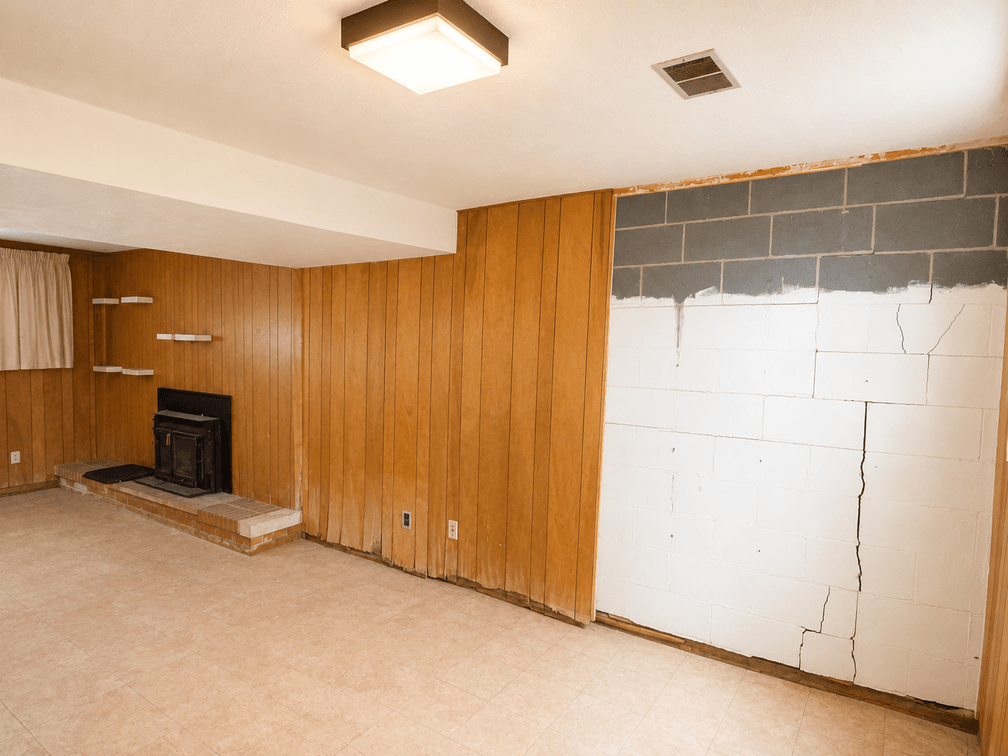 Image for SOLD $94,600 - Brick Mid-Entry 3 Bedroom with a Spacious Yard in Charleston