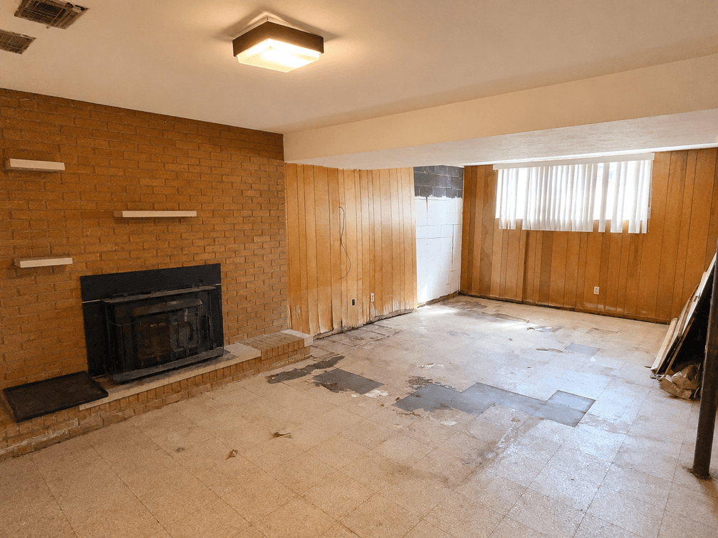Image for SOLD $94,600 - Brick Mid-Entry 3 Bedroom with a Spacious Yard in Charleston