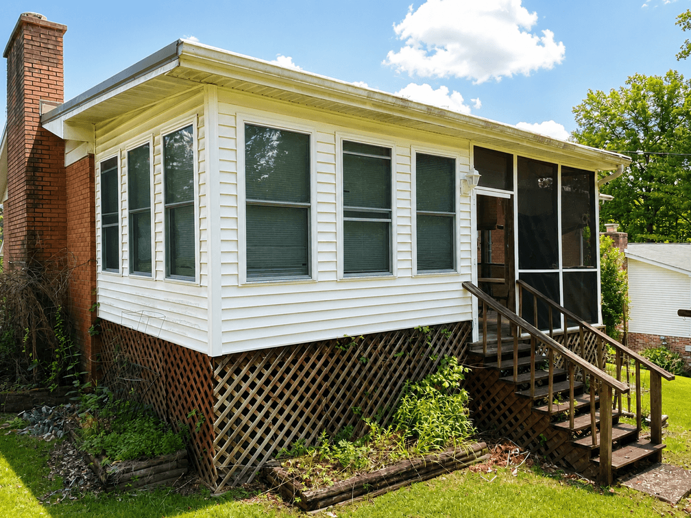 Image for SOLD $94,600 - Brick Mid-Entry 3 Bedroom with a Spacious Yard in Charleston
