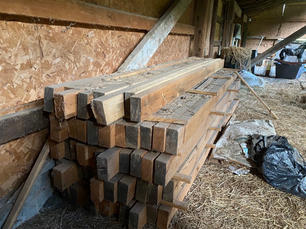 Approximately 60 Rough cut 2x4x8