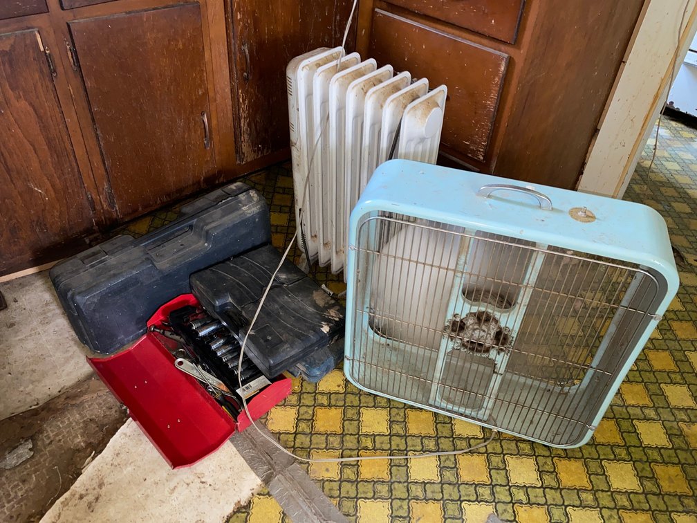 Fan, Heater, Tools