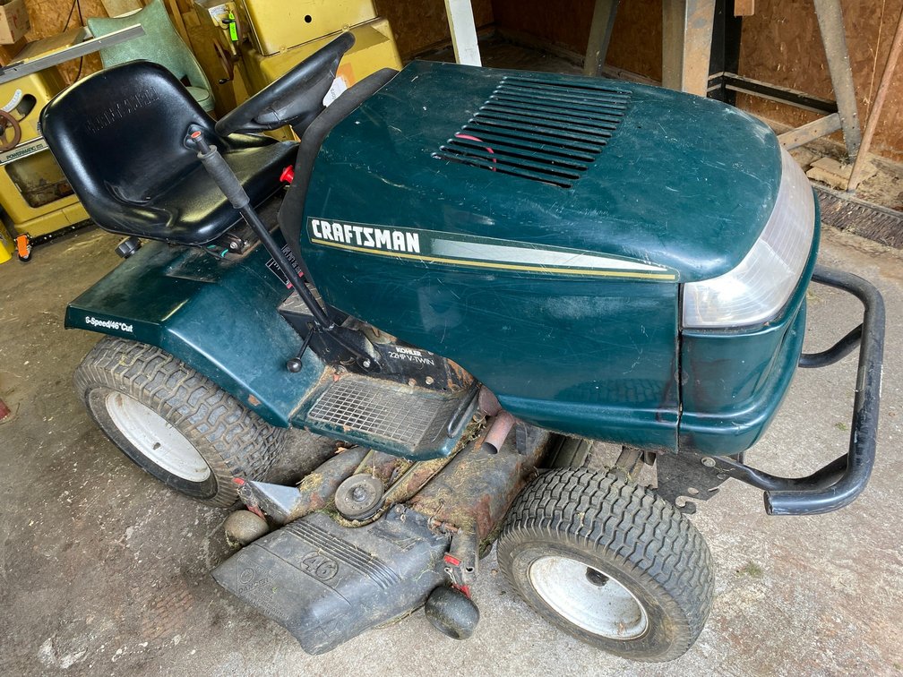 Craftsman 22HP V Twin 6 Speed 46 inch Cut Mower Deck Riding Mower