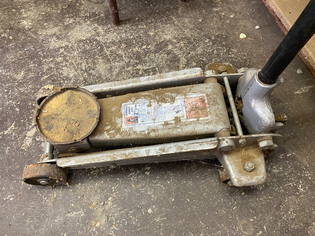 Prolift Hydraulic Garage Floor Jack 2 1/2 Ton