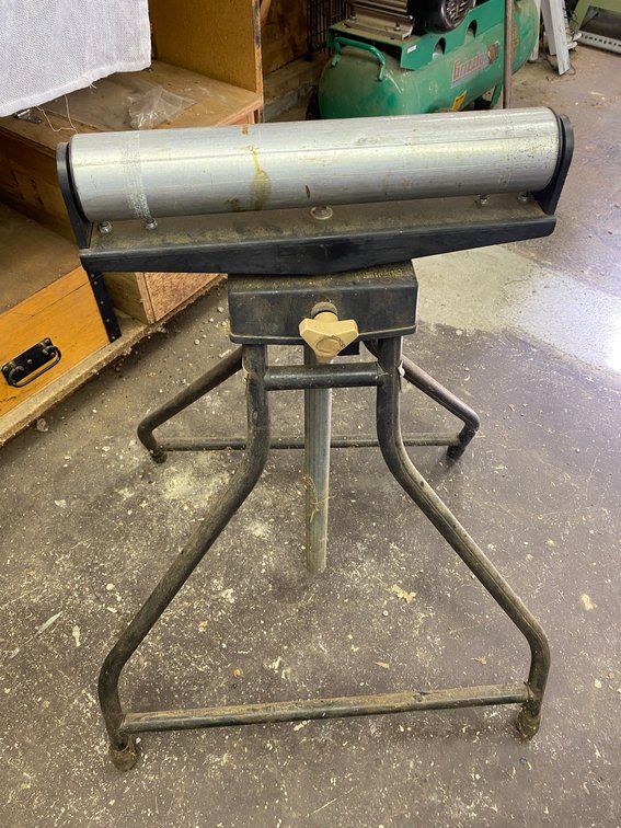 Material roller stand 14 inch and Adjustable Height