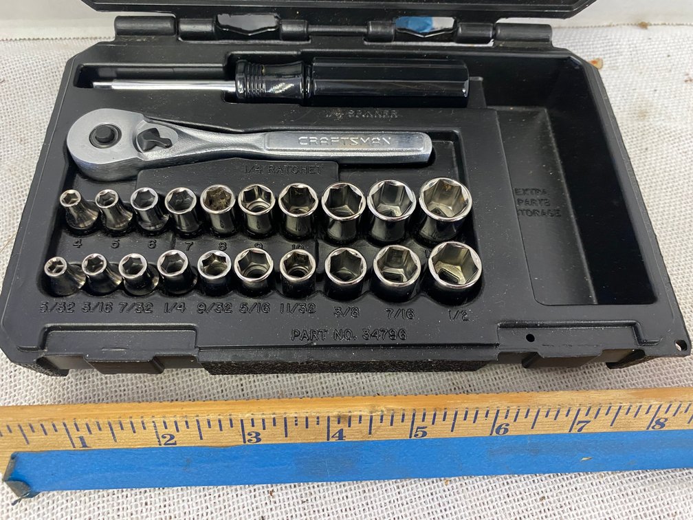 Craftsman 1/4 Drive rachet, Socket Set