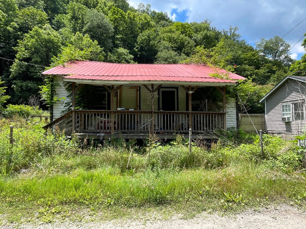 Image for SOLD - 3 Parcels with a Project Home in Kanawha County Selling to the Highest Bidder