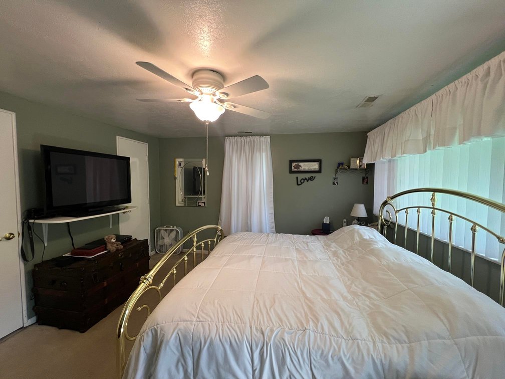 Image for SOLD $115,500 - Beautiful Cross Lanes Home on Nearly an Acre with Creek & Detached Garage