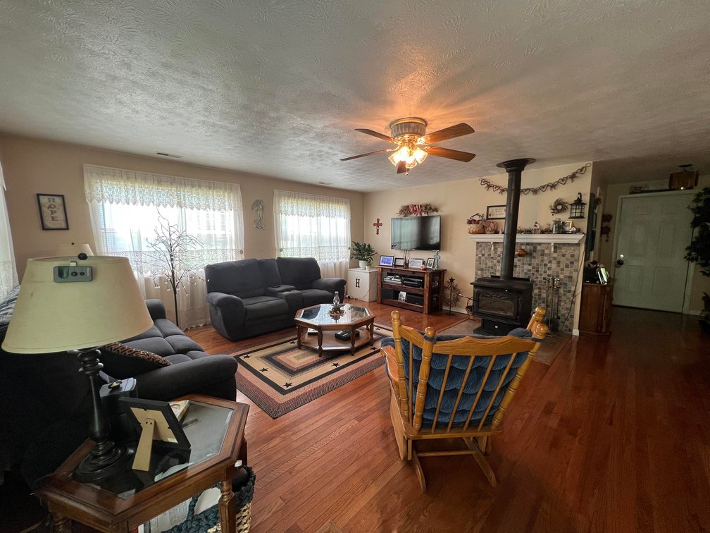 Image for SOLD $115,500 - Beautiful Cross Lanes Home on Nearly an Acre with Creek & Detached Garage