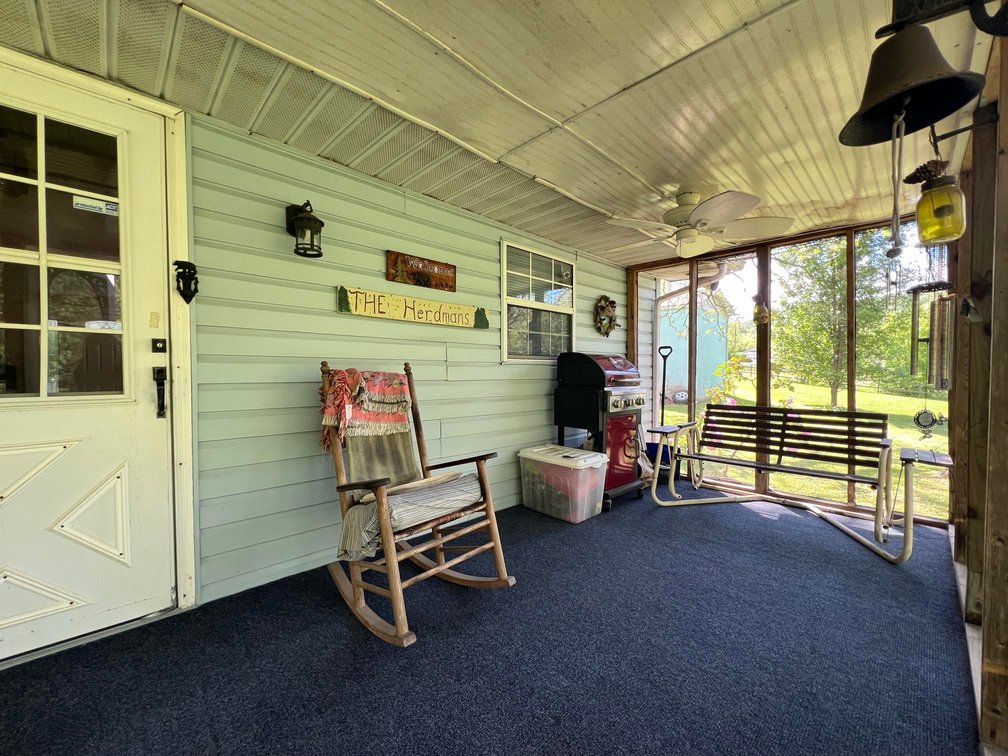 Image for SOLD $115,500 - Beautiful Cross Lanes Home on Nearly an Acre with Creek & Detached Garage