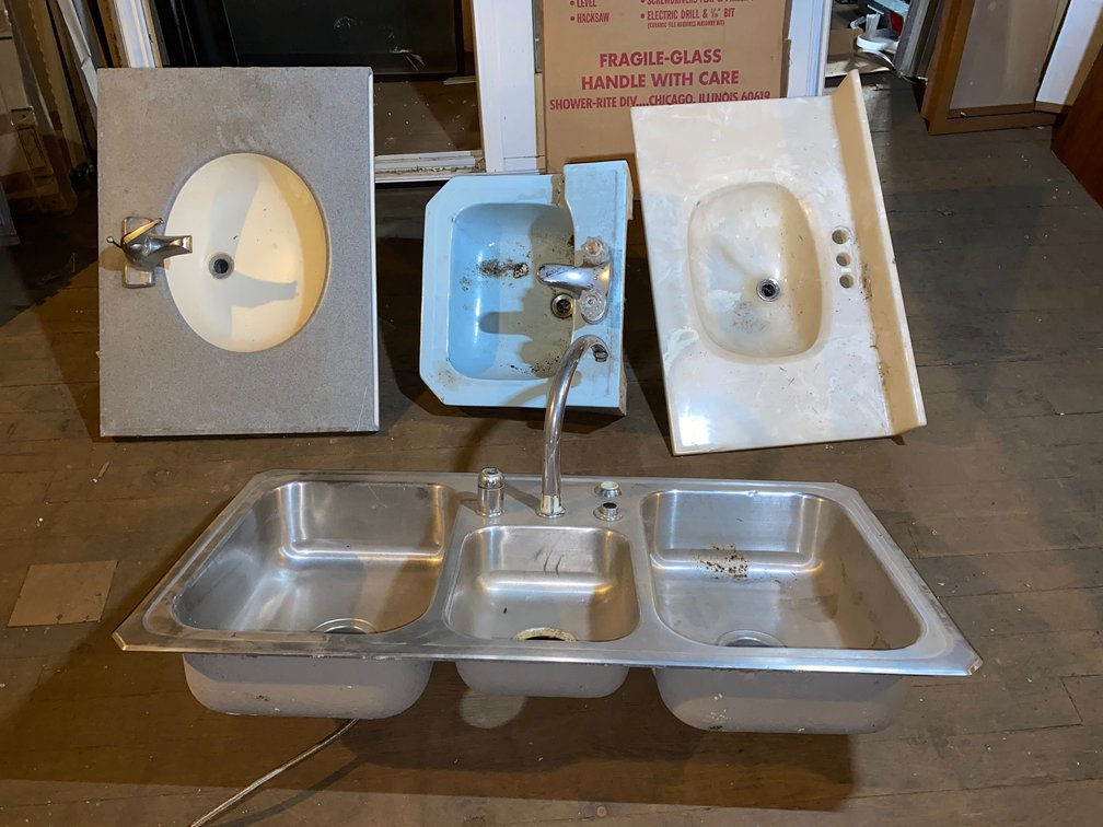 Assortment of Sinks