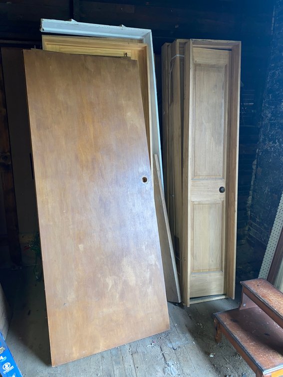 Assortment of 9 Doors