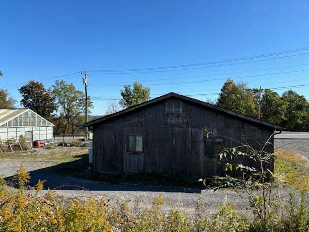 Image for SOLD $209,000 - 1.4 Acre Mixed-Use Property on Grafton Road in Morgantown