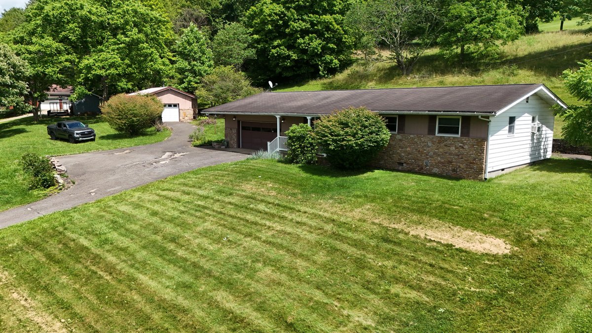 Image for Move-in Ready 3 Bedroom on 1.22 Beautiful Acres in Fairmont