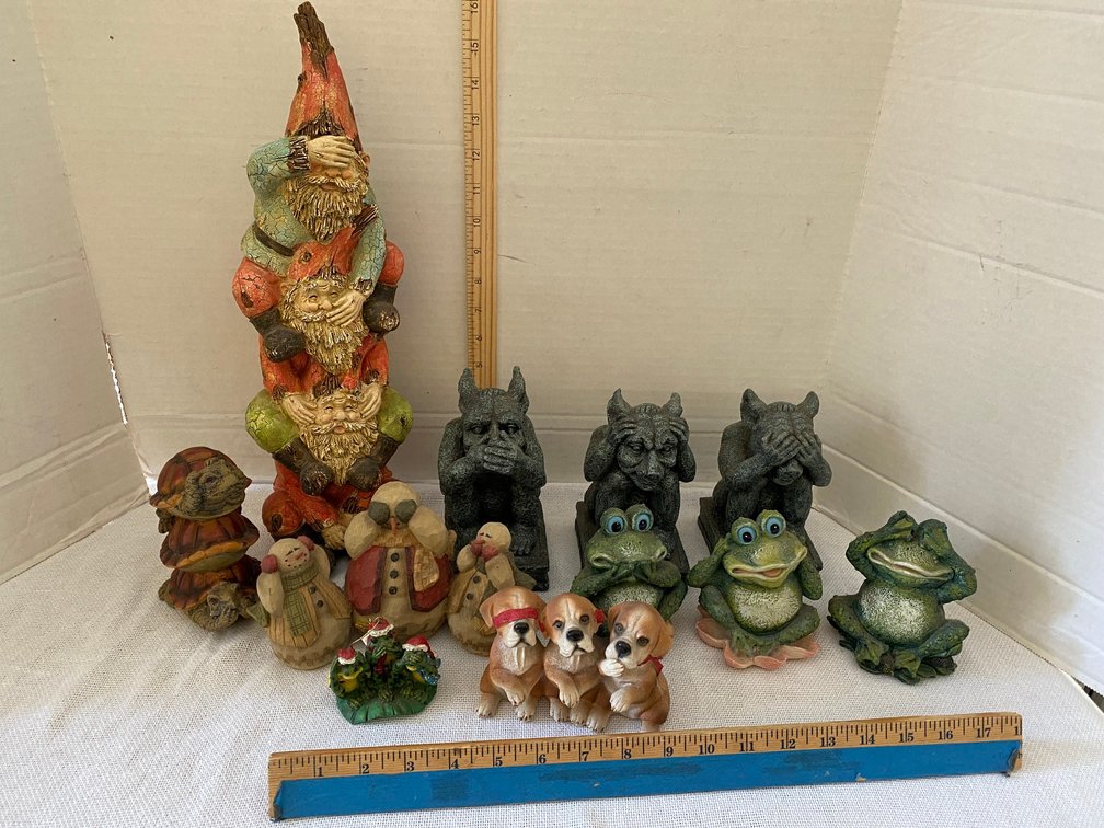 Collection of Resin Home D\uFFFdcor Items