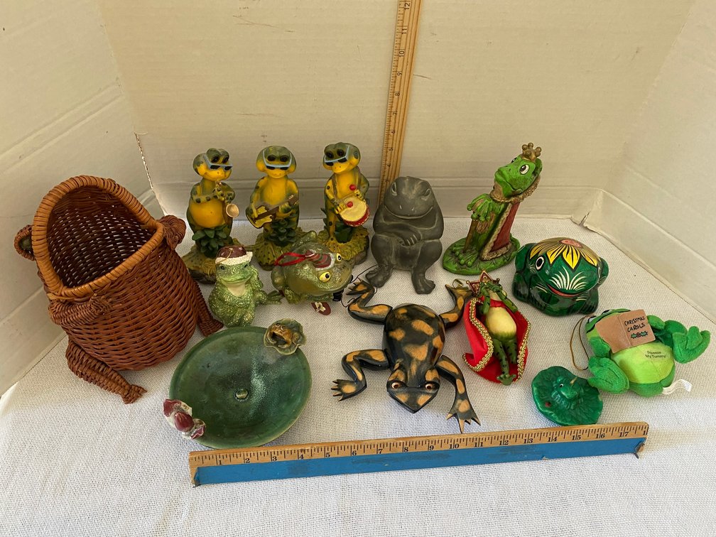Lot of Collectable  Frog Home Decorative