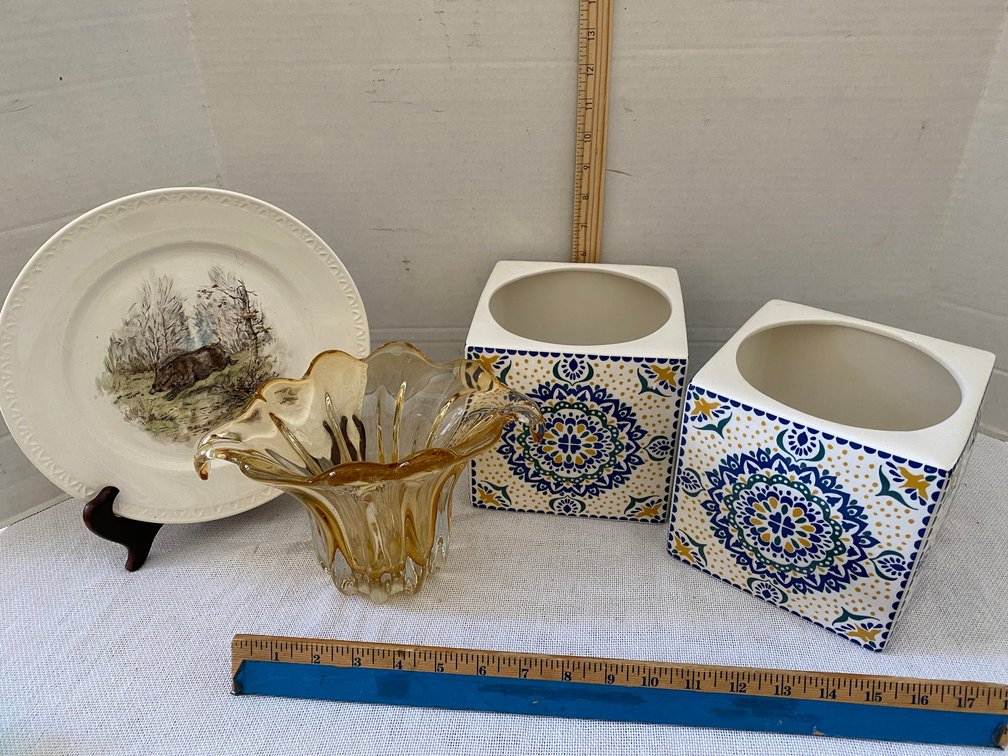 Ceramic Plate with a Boar on it, includes Plate Stand
